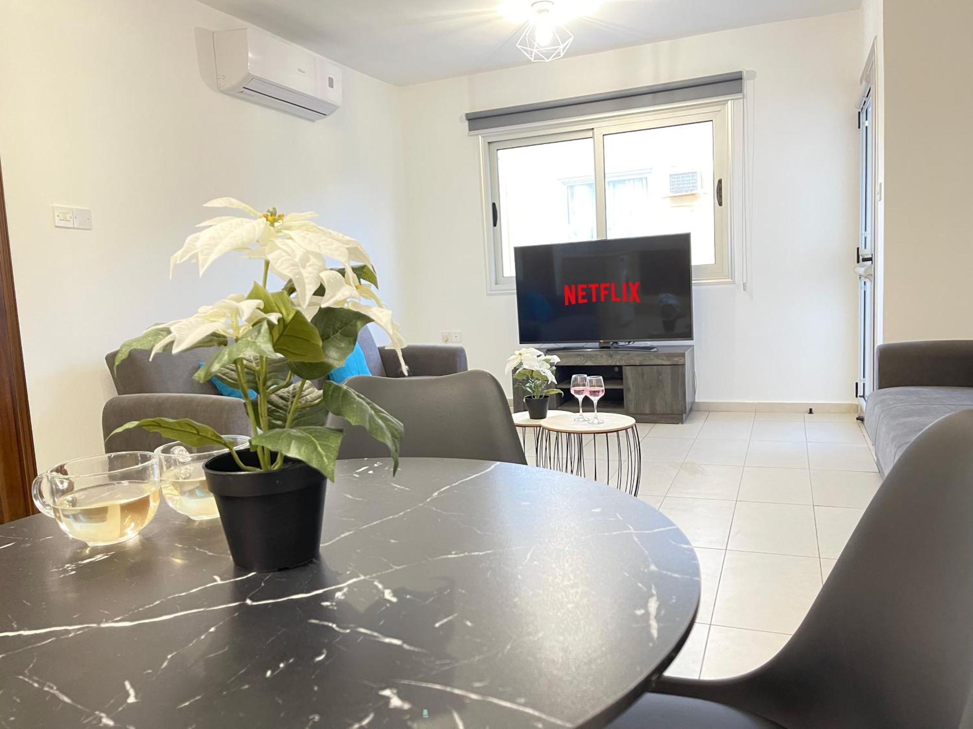 Aurora Holiday Apartment - ไอยานาปา ภายนอก รูปภาพ