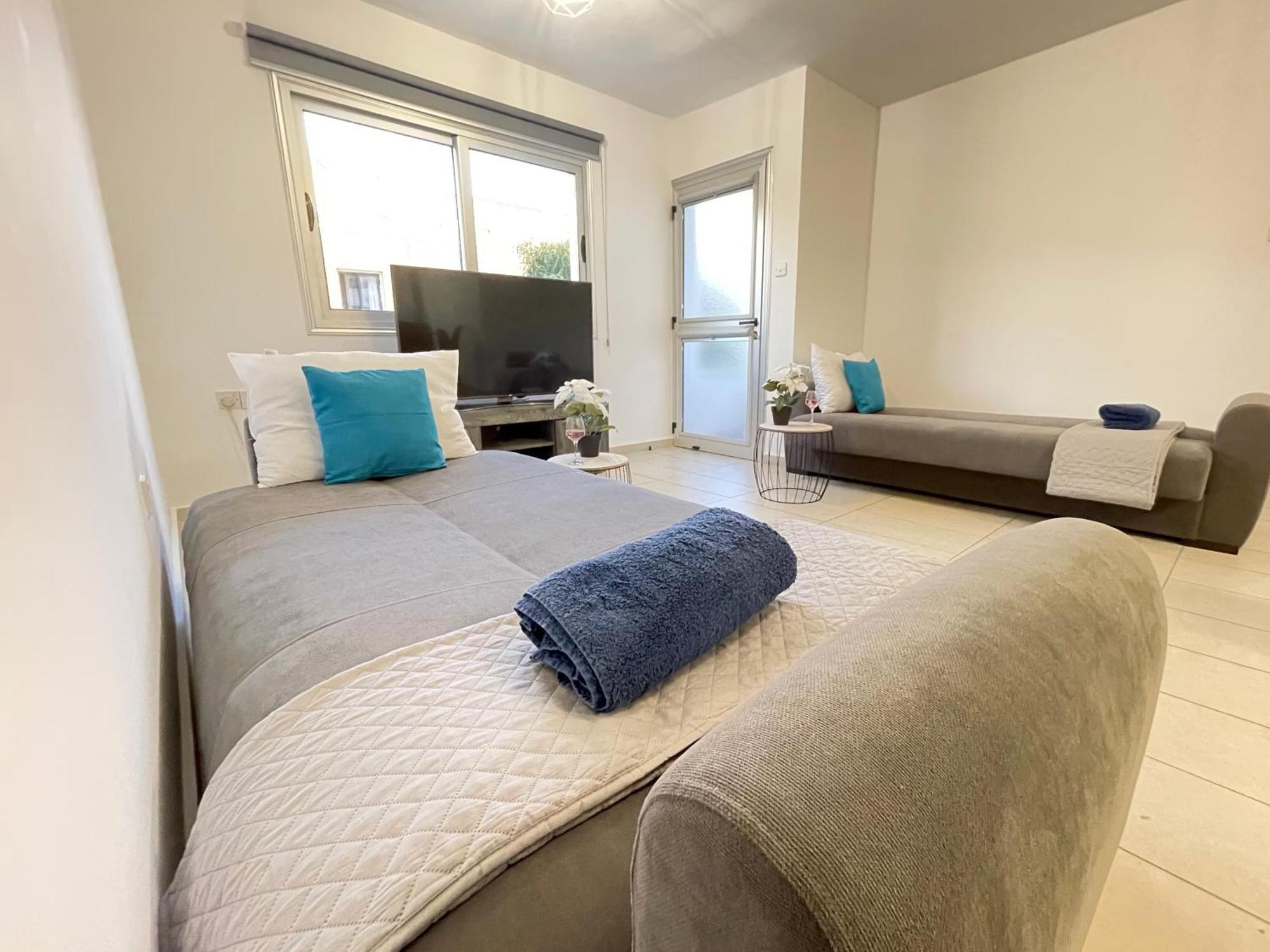 Aurora Holiday Apartment - ไอยานาปา ภายนอก รูปภาพ