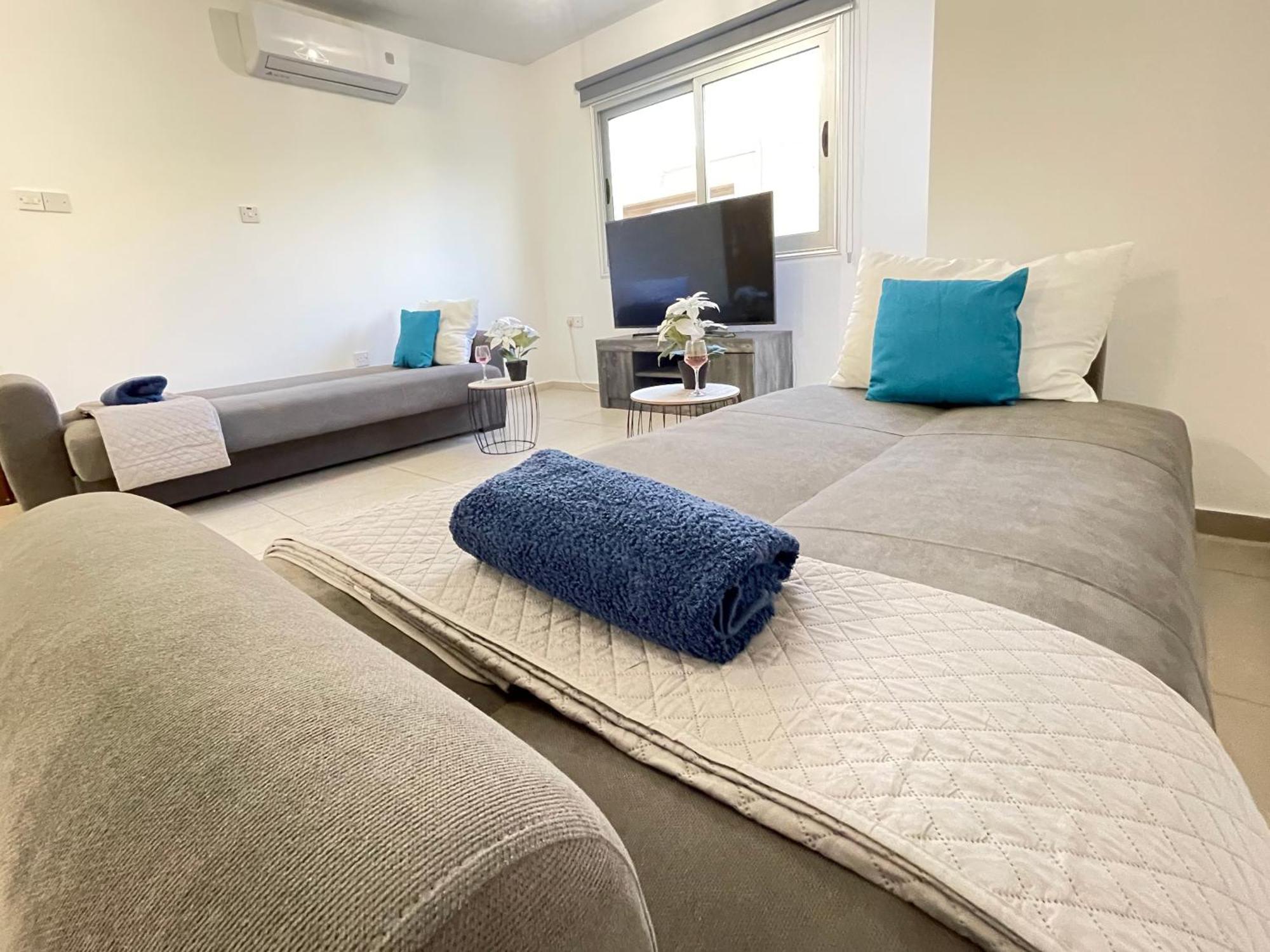 Aurora Holiday Apartment - ไอยานาปา ภายนอก รูปภาพ