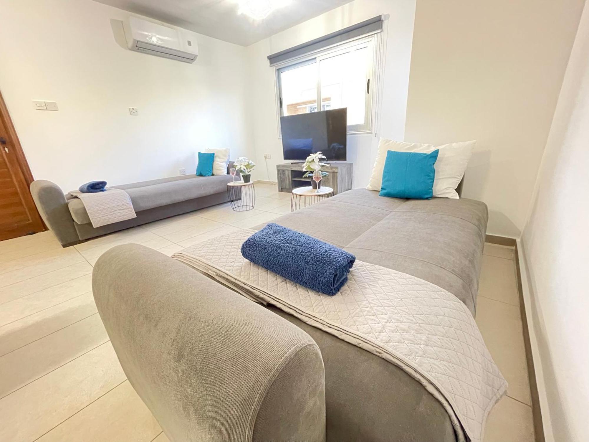 Aurora Holiday Apartment - ไอยานาปา ภายนอก รูปภาพ