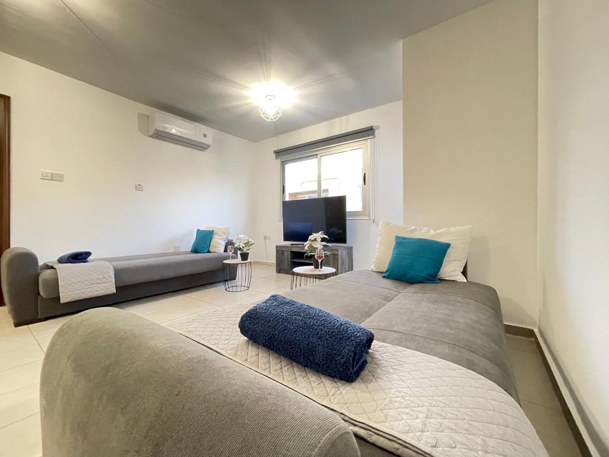 Aurora Holiday Apartment - ไอยานาปา ภายนอก รูปภาพ